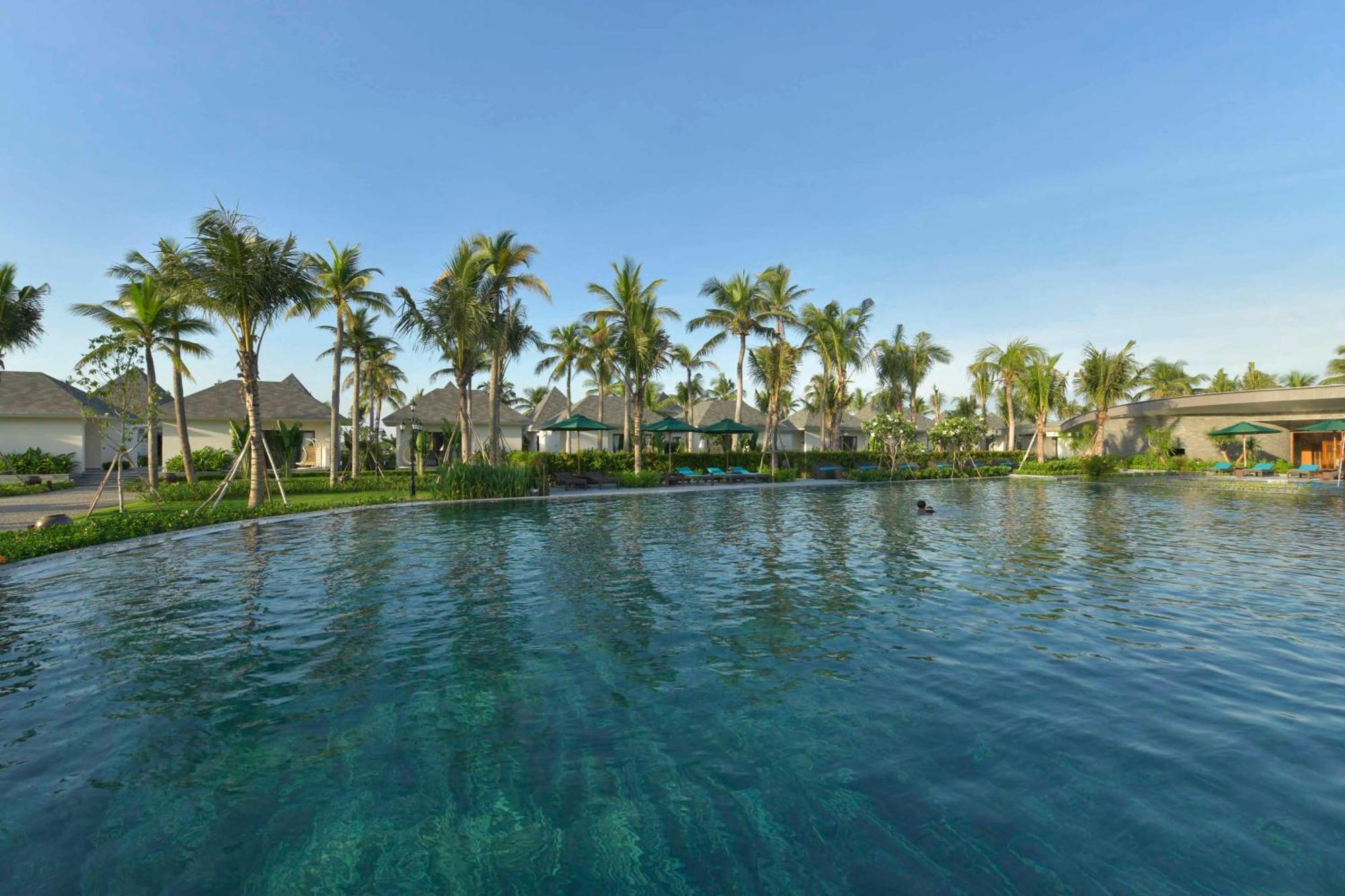 Cocoland River Beach Resort & Spa Куанг Нгай Екстериор снимка