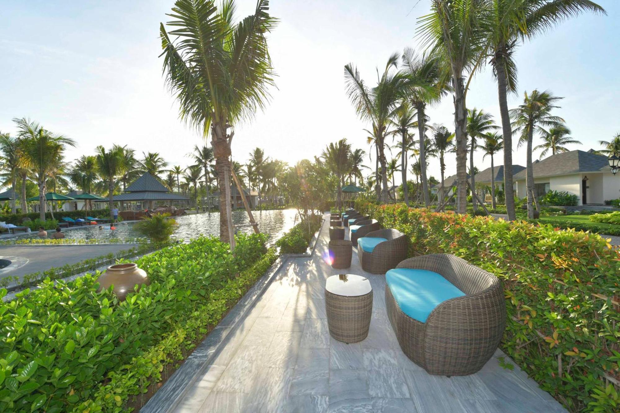 Cocoland Thu Xa Ancient Town Resort Куанг Нгай Екстериор снимка